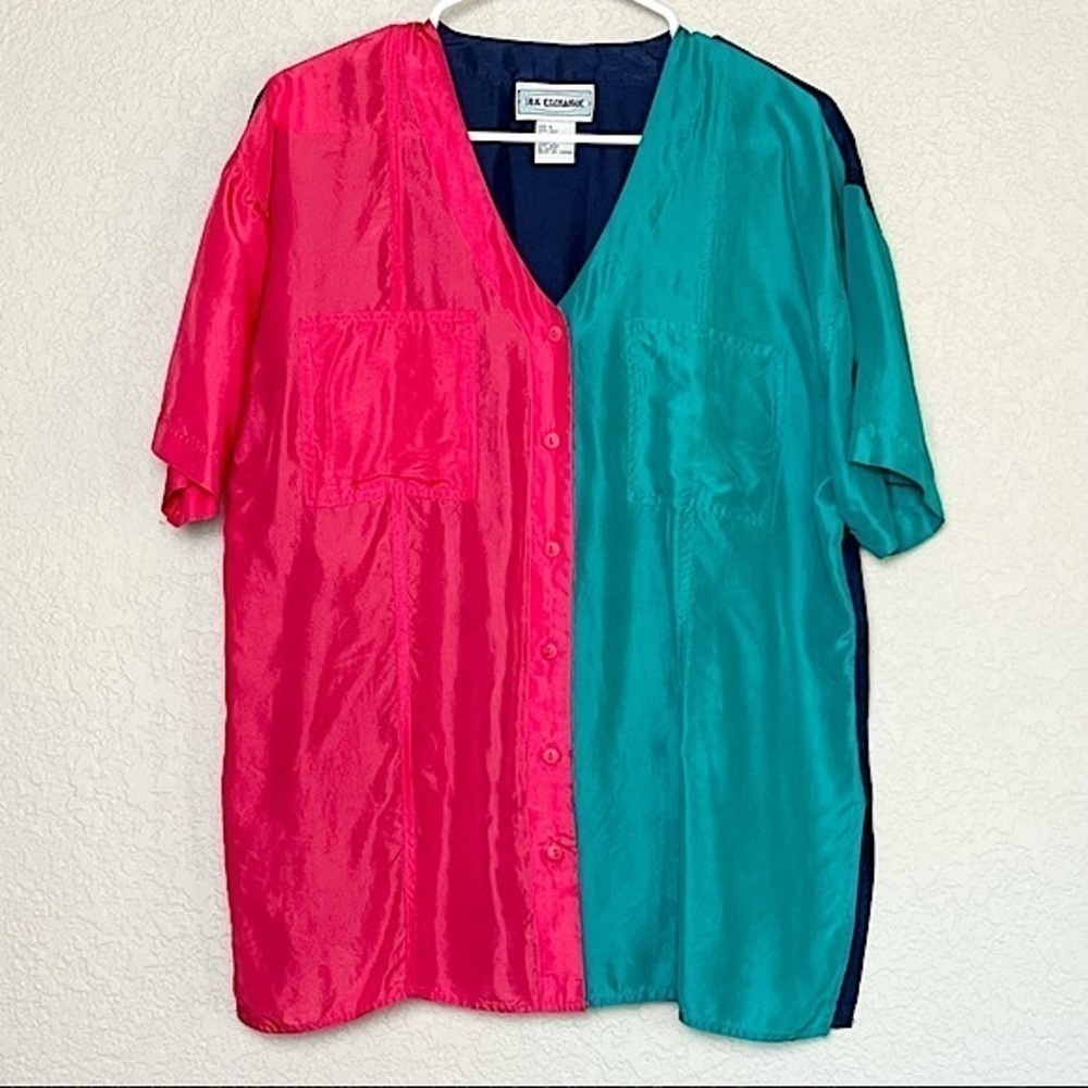 VINTAGE 90s Silk Colorblock Oversized V-Neck Short Sleeve Boxy Button Up Top M